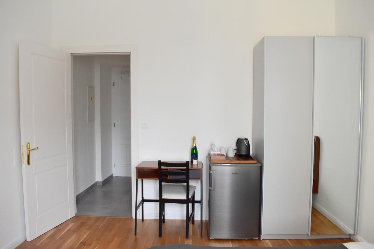 Lovely Apartment In Center براغ المظهر الخارجي الصورة