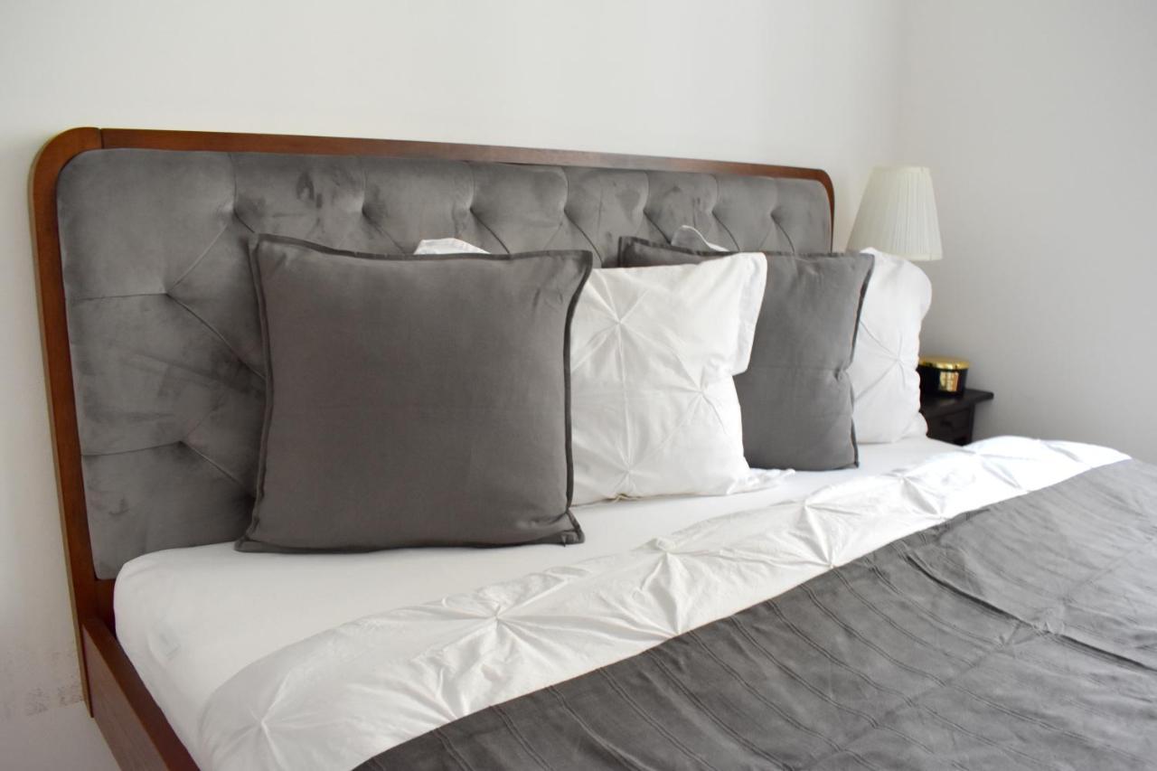 Lovely Apartment In Center براغ المظهر الخارجي الصورة